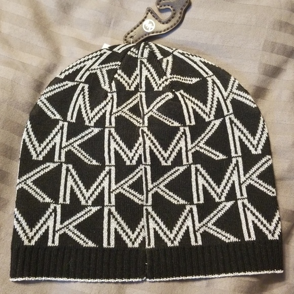 Nwt Michael Kors Beanie - Picture 2 of 4
